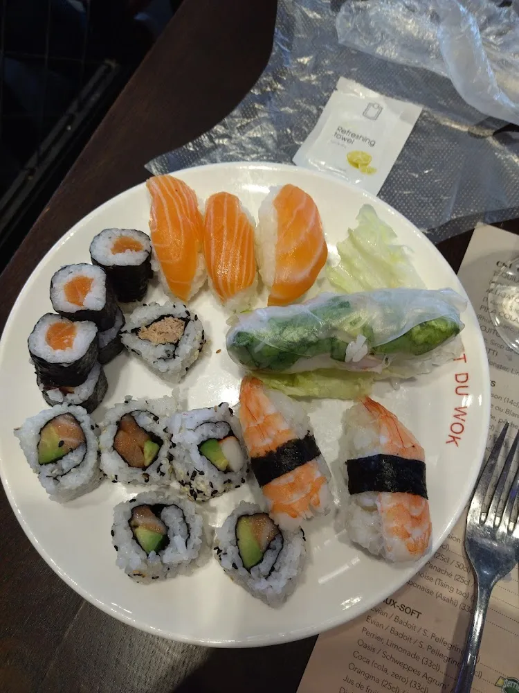 Sushis Crevettes Et Saumon